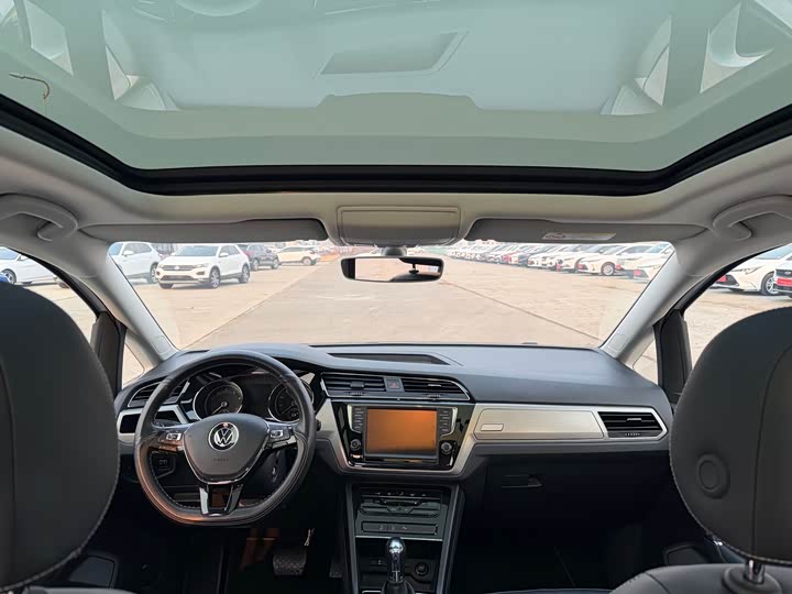 Volkswagen Touran L 2021 2021款 途安L 280TSI DSG舒适版 7座