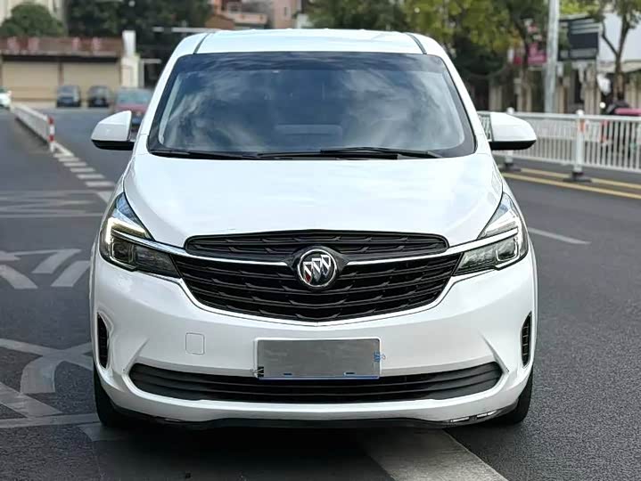 Фото 2 - Buick GL8 ES