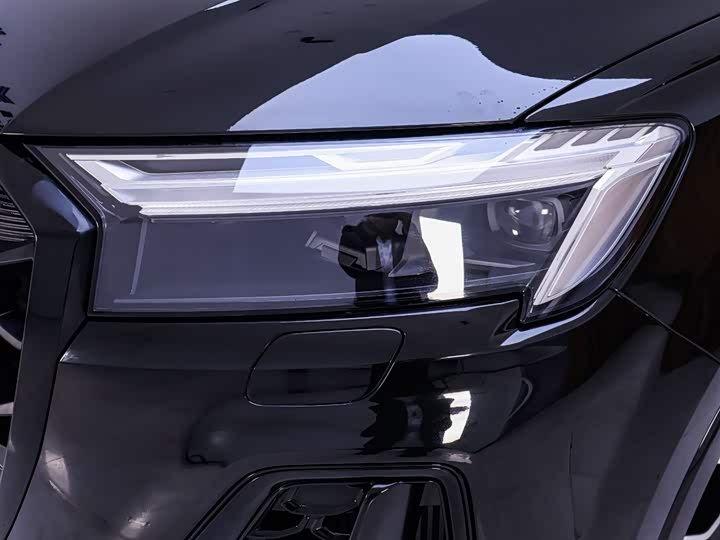 Audi Q7 2025 2025款 55 TFSI quattro S line黑武士型