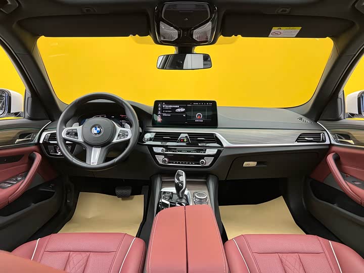 Фото 9 - BMW 5 Series