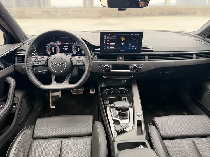 Фото 9 - Audi A4L