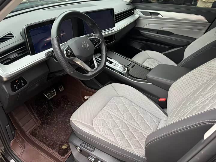 Фото 4 - Volkswagen Tavendor