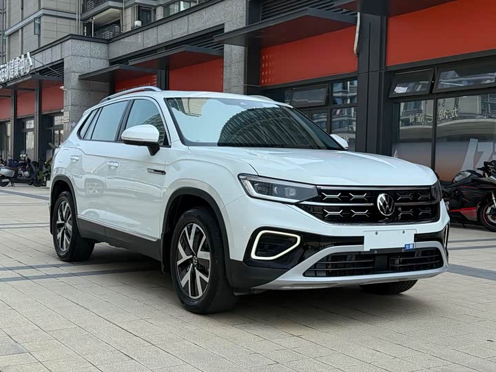 Volkswagen Tayron 2024 2024款 330TSI 两驱豪华Plus进阶版