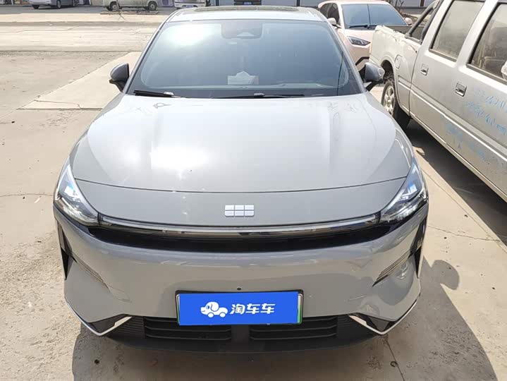 Photo 2 - Geely Galaxy L6