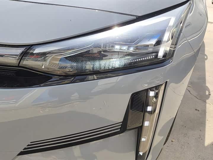 Photo 5 - Geely Galaxy L6