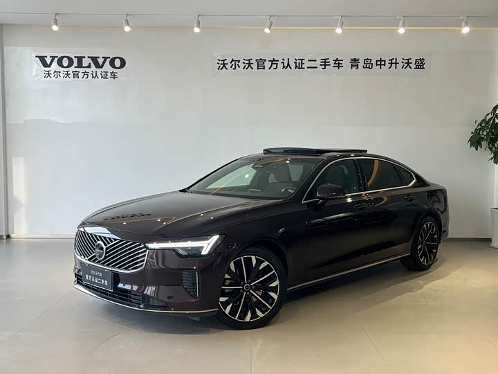 Фото 1 - Volvo S90