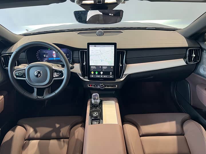 Фото 8 - Volvo S90