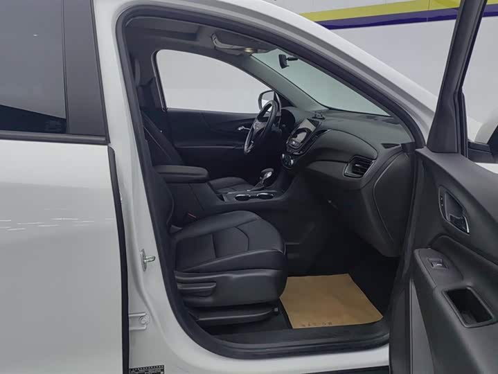Chevrolet Equinox 2022 2022款 535T 驰界版