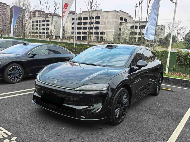 Фото 1 - Luxeed R7