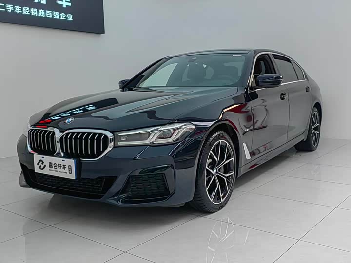 Фото 1 - BMW 5 Series