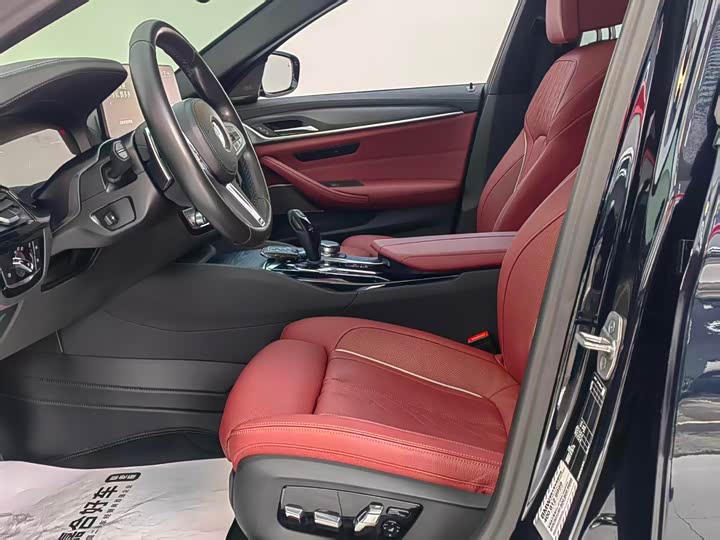 Фото 6 - BMW 5 Series