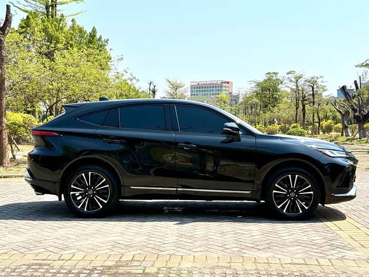 Фото 8 - Toyota Venza