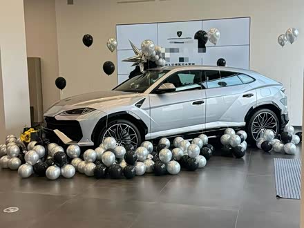 Фото 1 - Lamborghini Urus SE