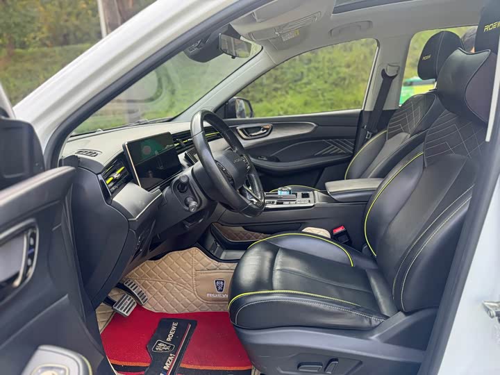 Фото 9 - Roewe RX5