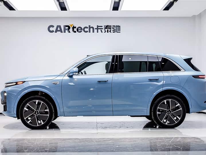 2025 LiXiang L7