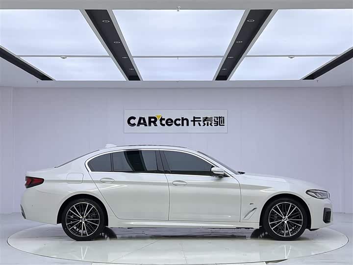 Фото 4 - BMW 5 Series