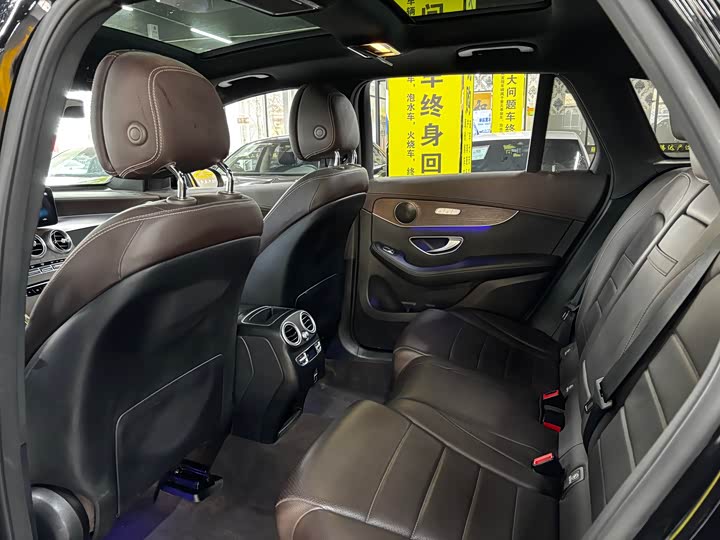 Фото 8 - Mercedes-Benz GLC-Class