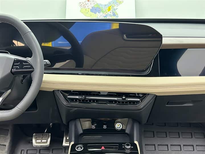 Фото 9 - Audi Q6L e-tron