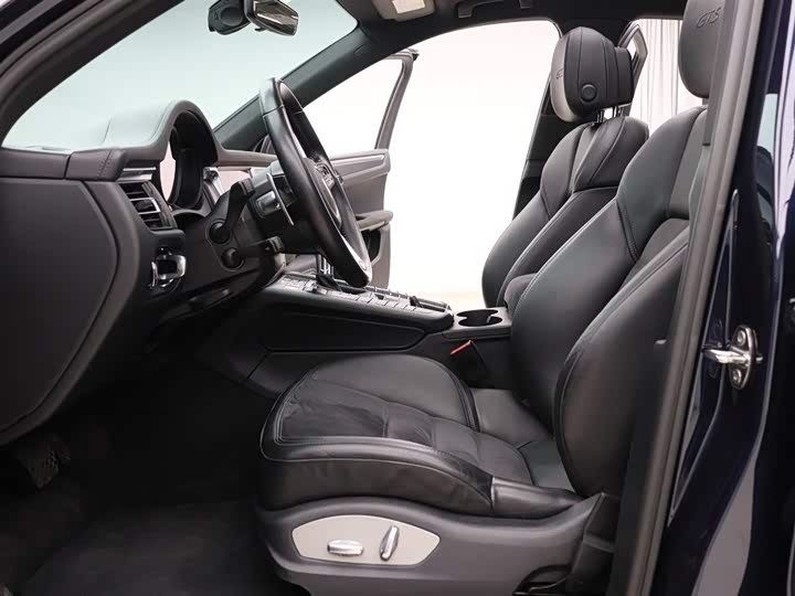 صورة 3 - Porsche Macan