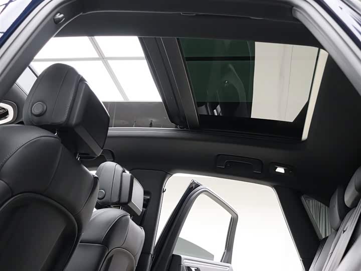 صورة 9 - Porsche Macan