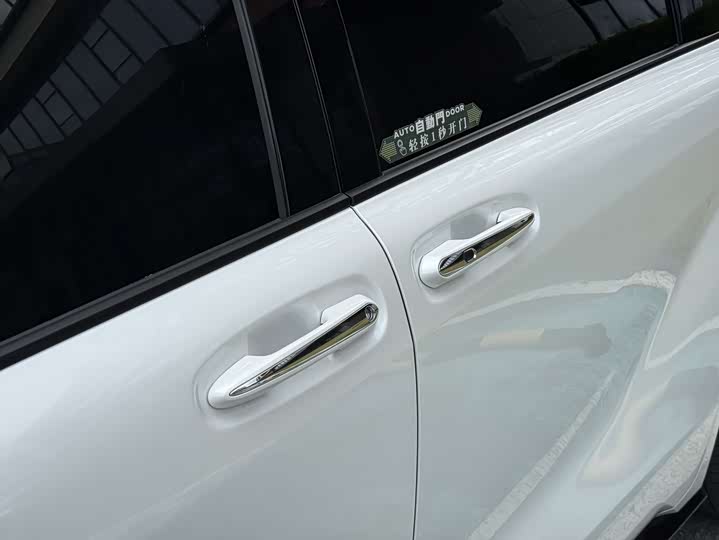 Toyota Sienna 2021 2021款 2.5L混动 尊贵版