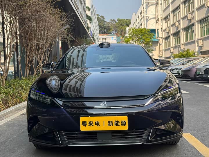 Фото 2 - BYD Han