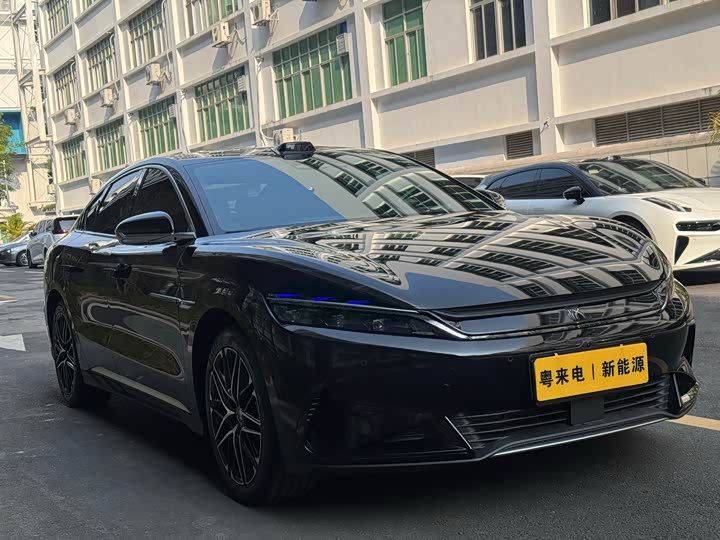 Фото 3 - BYD Han