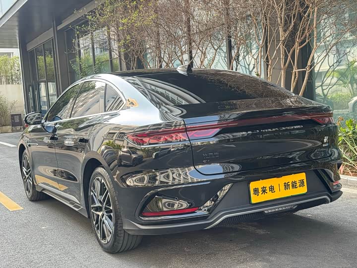 Фото 4 - BYD Han