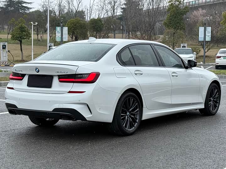 Фото 6 - BMW 3 Series