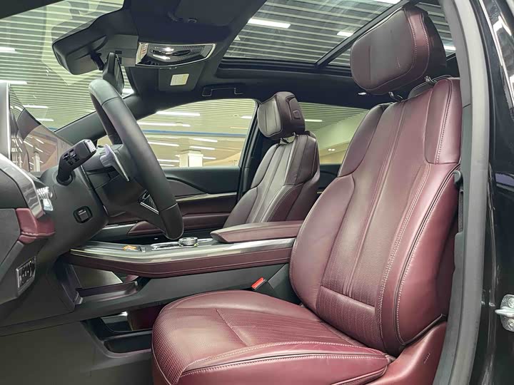 Cadillac XT5 2025 2025款 2.0T 铂金型