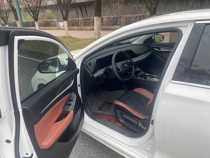 Zdjęcie 5 - Changan Eado Plus