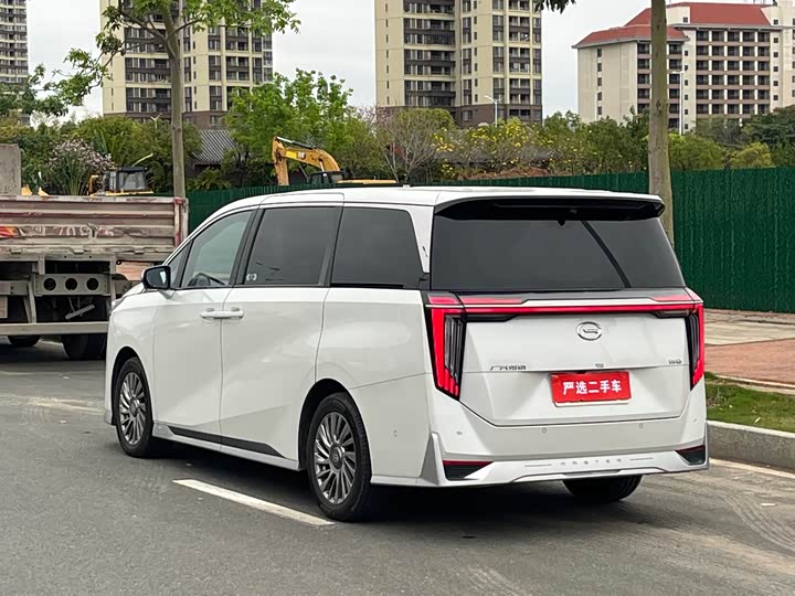 صورة 4 - GAC Trumpchi M8