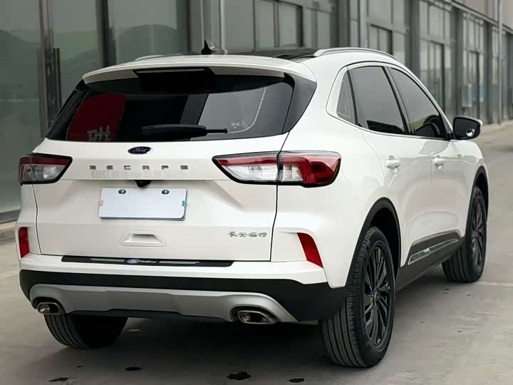 Ford Escape 2024 2024款 EcoBoost 245 两驱耀享款