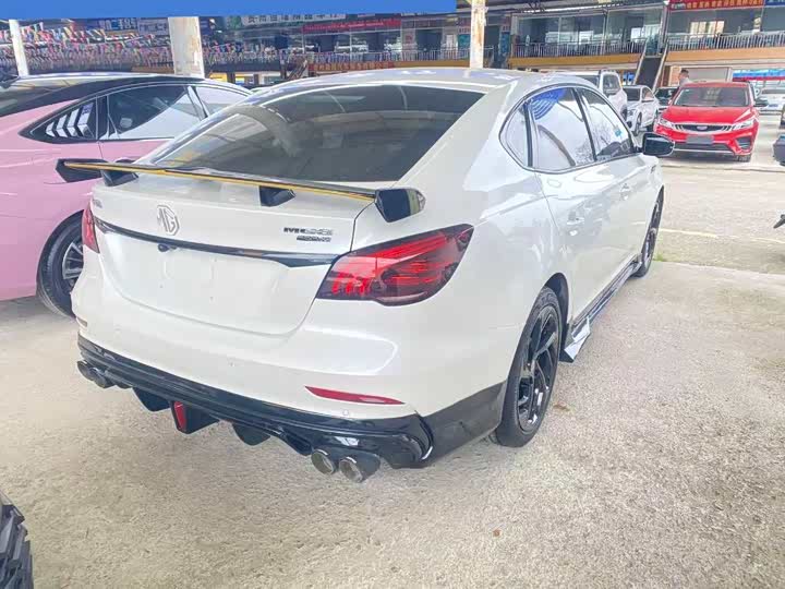 Фото 7 - MG Motor 6