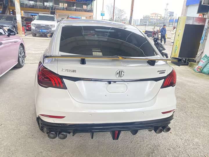 Фото 8 - MG Motor 6