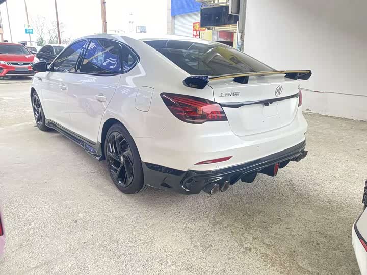 Фото 9 - MG Motor 6