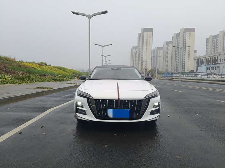 Фото 2 - Hongqi H6