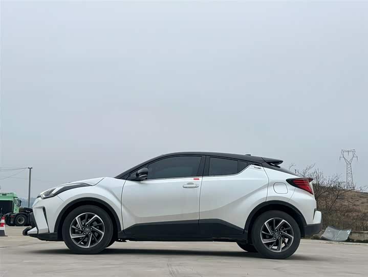Photo 4 - Toyota C-HR