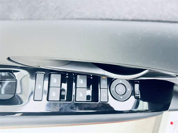 Photo 9 - Hyundai Tucson L