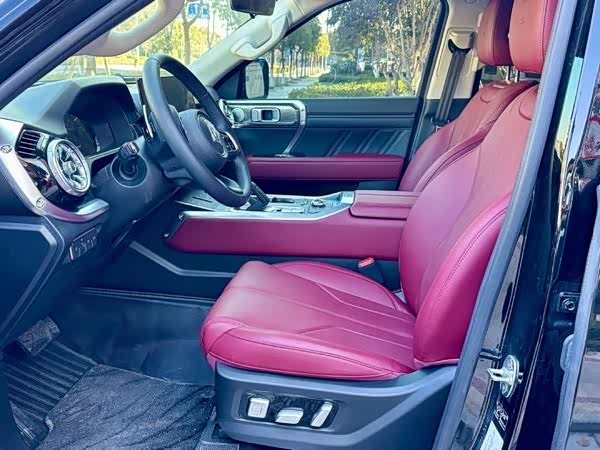 Фото 4 - Tank 400