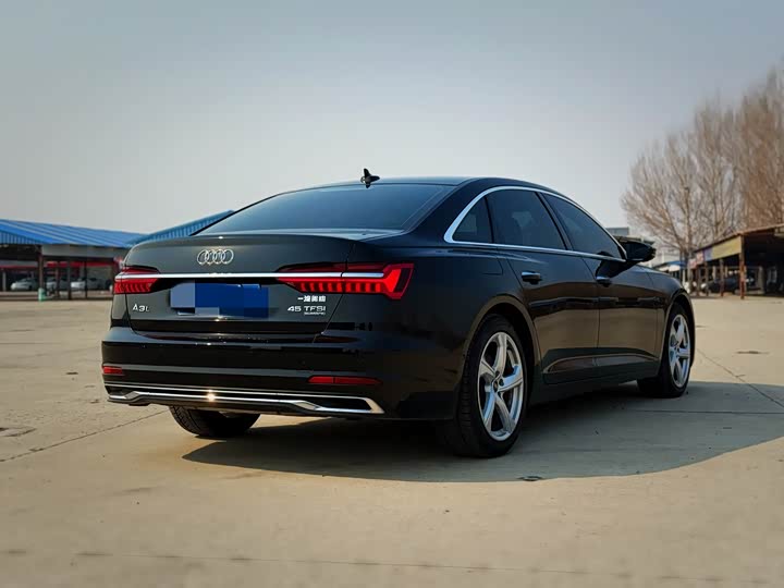Zdjęcie 2 - Audi A6L