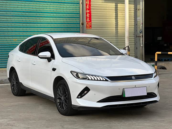 Фото 4 - BYD Qin Plus