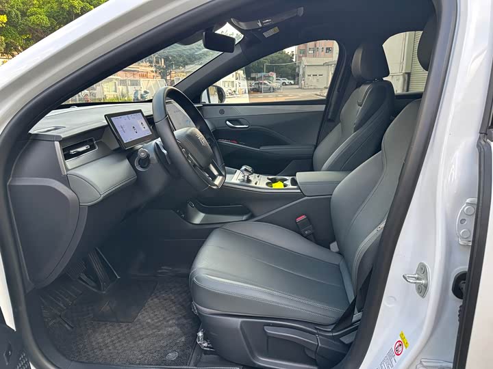 Фото 8 - BYD Qin Plus