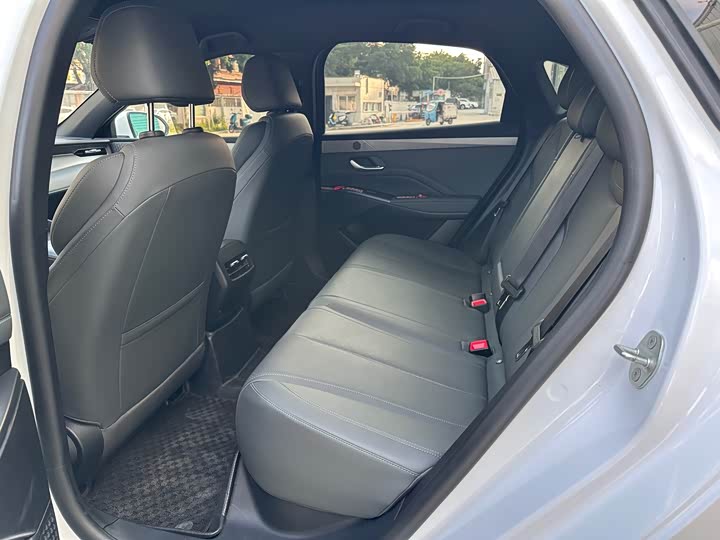 Фото 9 - BYD Qin Plus