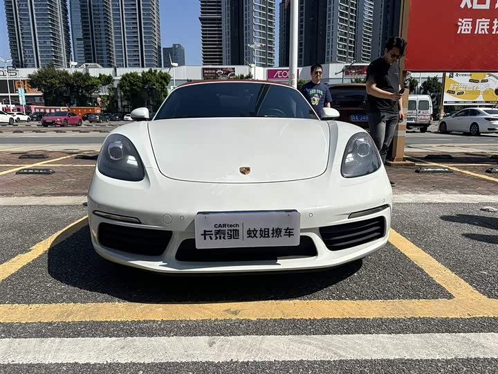 Фото 3 - Porsche 718