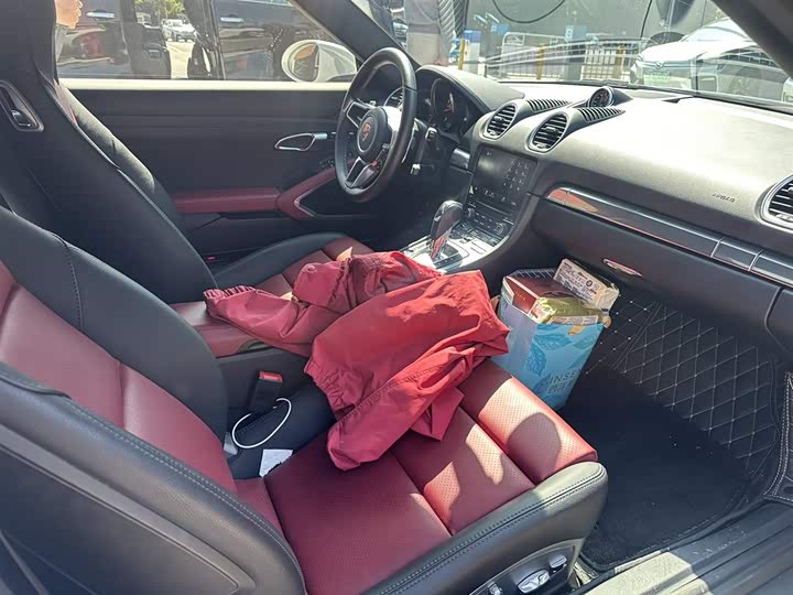 Фото 8 - Porsche 718