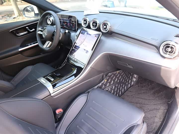 Фото 7 - Mercedes-Benz C-Class