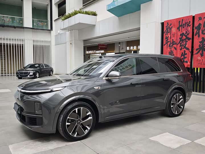 Фото 1 - LiXiang L9