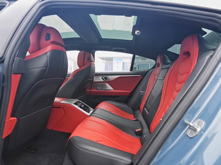 BMW 8 Series 2021 2021款 改款 840i xDrive 四门轿跑车 M运动套装