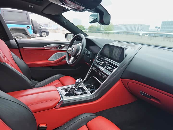 BMW 8 Series 2021 2021款 改款 840i xDrive 四门轿跑车 M运动套装